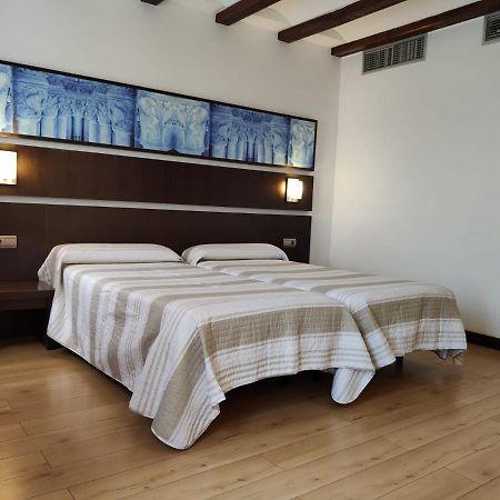 Hotel Rey Sancho Navarrete Dış mekan fotoğraf