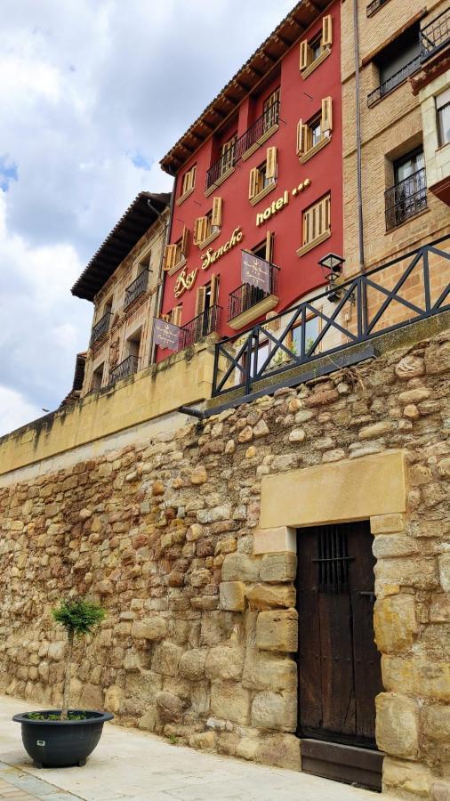 Hotel Rey Sancho Navarrete Dış mekan fotoğraf
