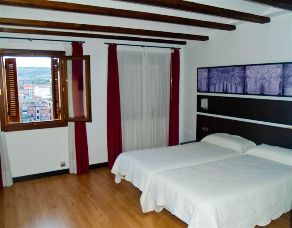 Hotel Rey Sancho Navarrete Dış mekan fotoğraf