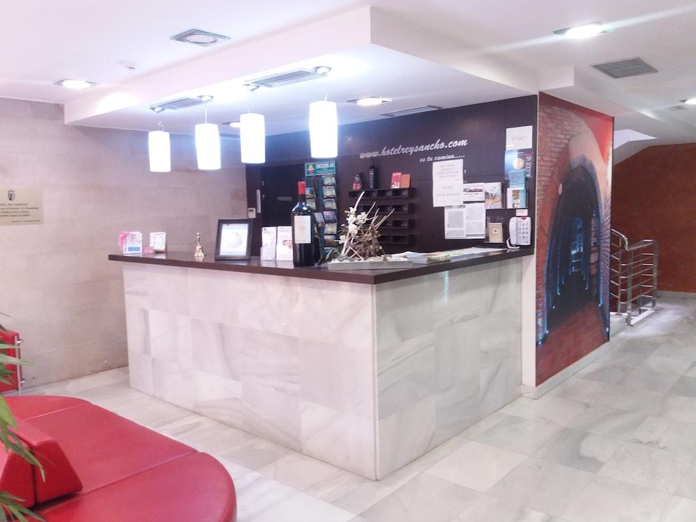 Hotel Rey Sancho Navarrete Dış mekan fotoğraf