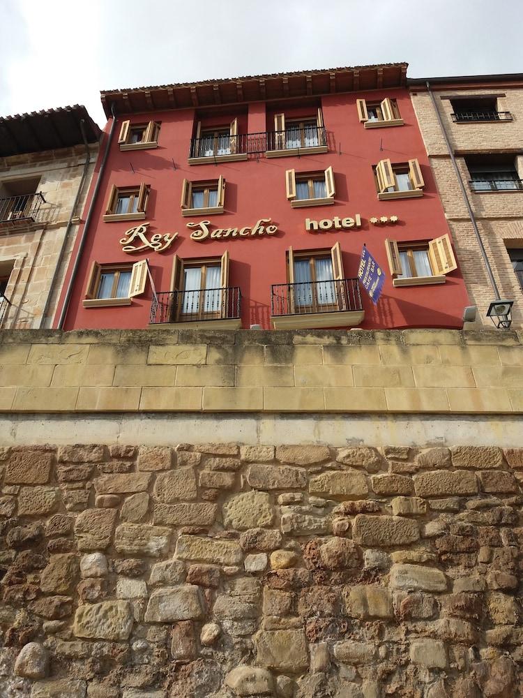 Hotel Rey Sancho Navarrete Dış mekan fotoğraf