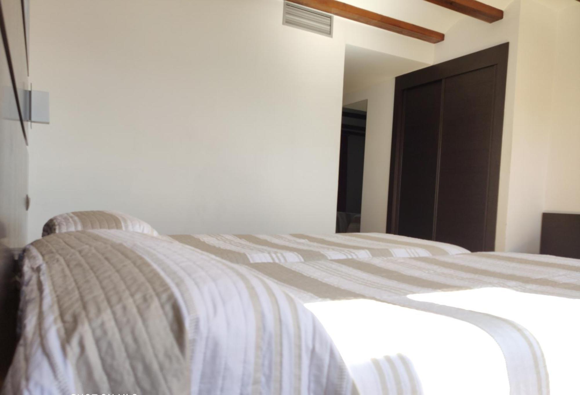 Hotel Rey Sancho Navarrete Oda fotoğraf