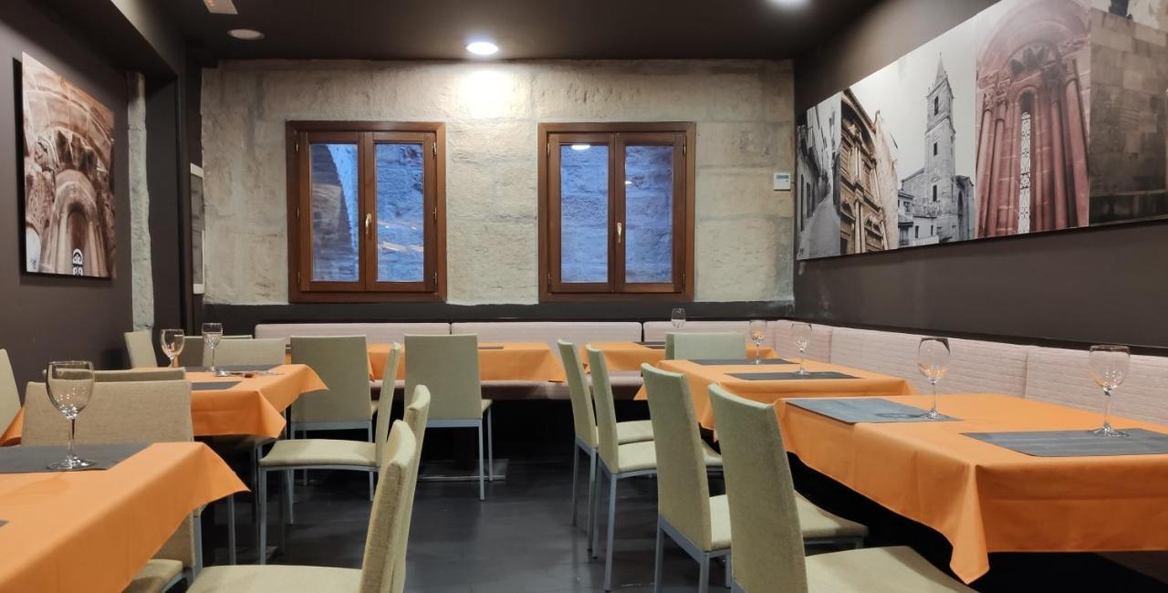 Hotel Rey Sancho Navarrete Dış mekan fotoğraf